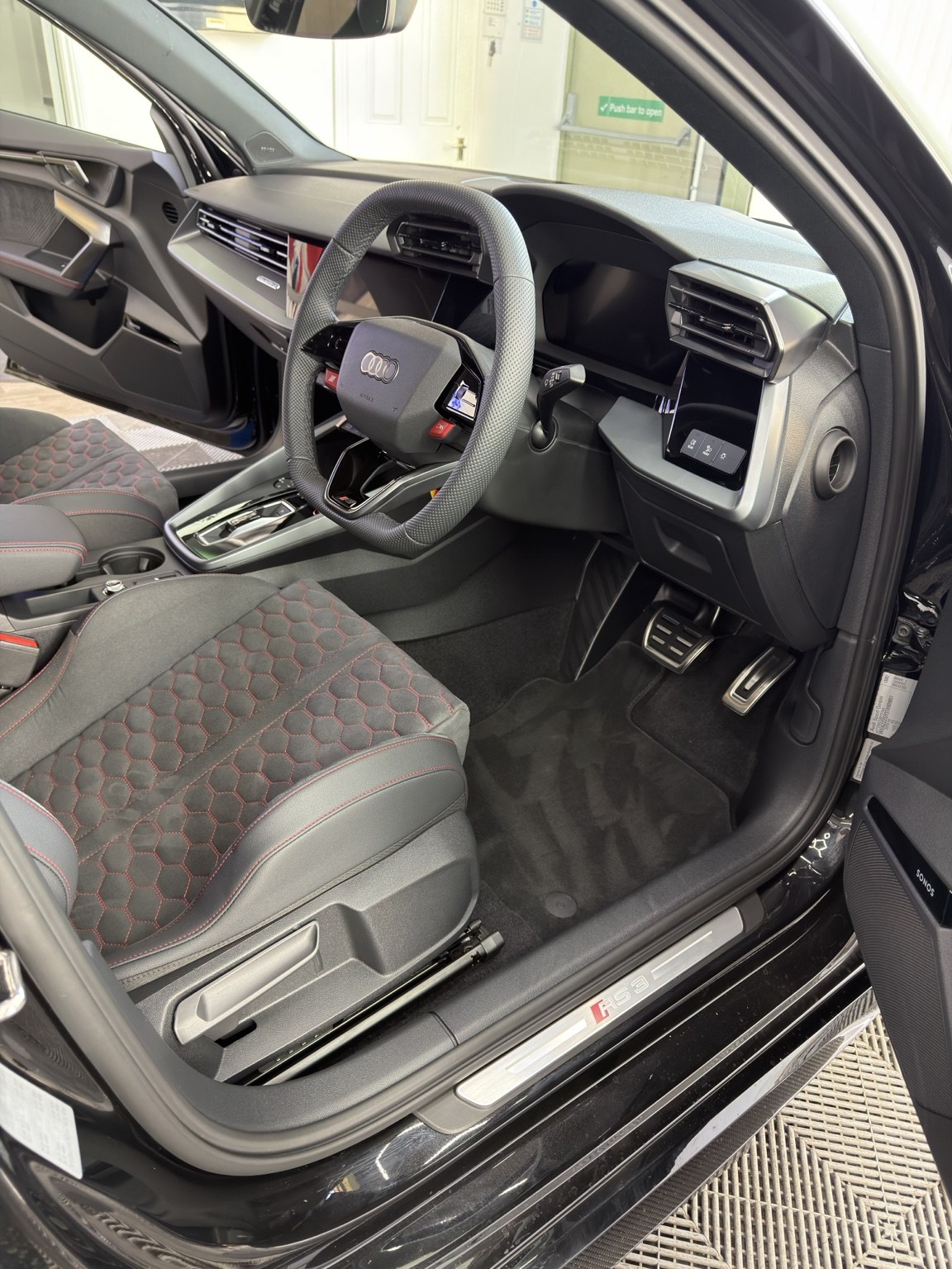 JH Details vehicle
